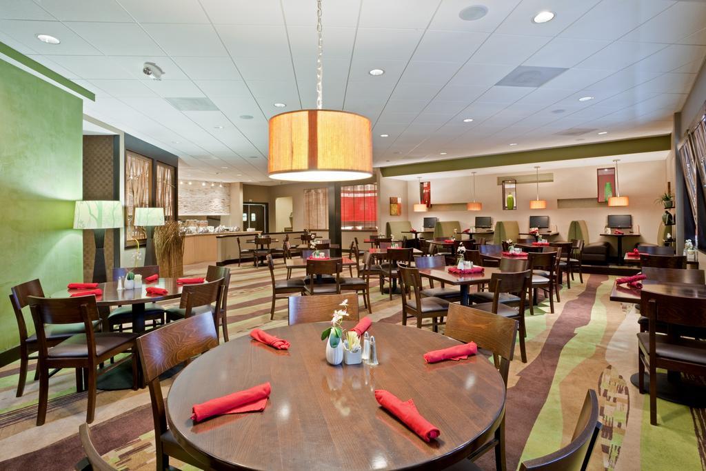 Holiday Inn Olathe Medical Center Restoran foto