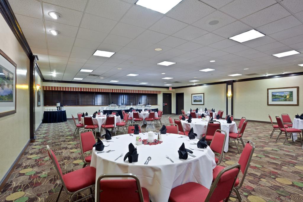 Holiday Inn Olathe Medical Center Restoran foto