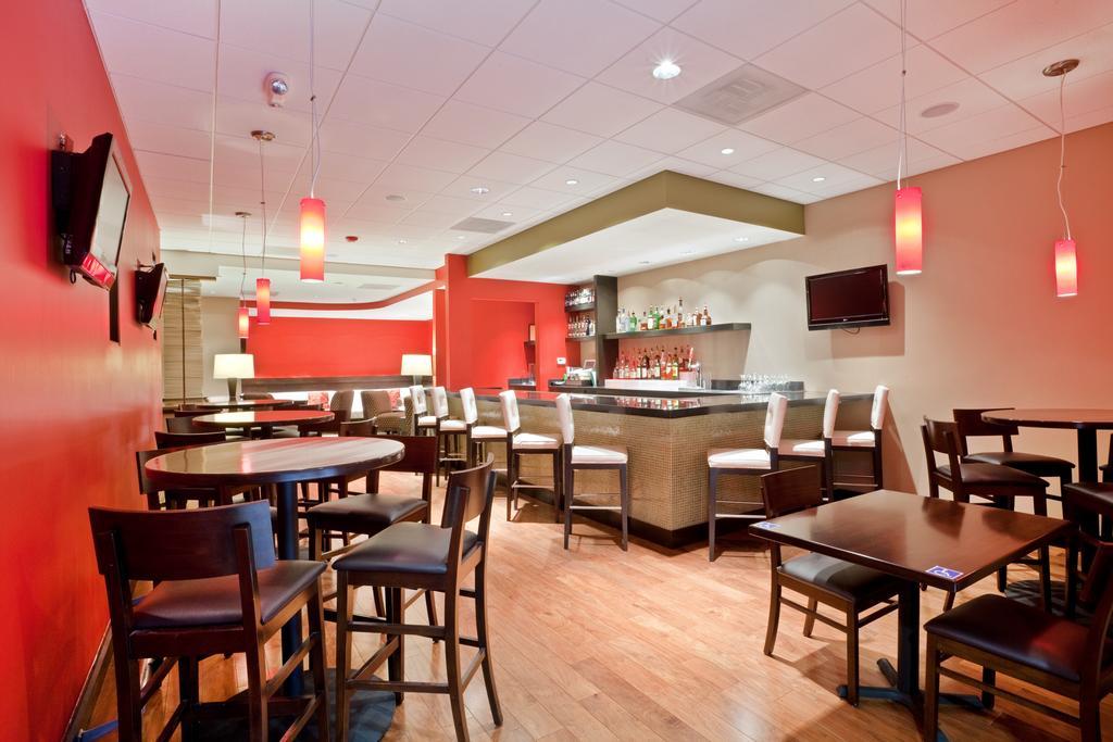 Holiday Inn Olathe Medical Center Restoran foto