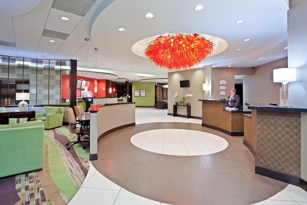 Holiday Inn Olathe Medical Center Bagian luar foto