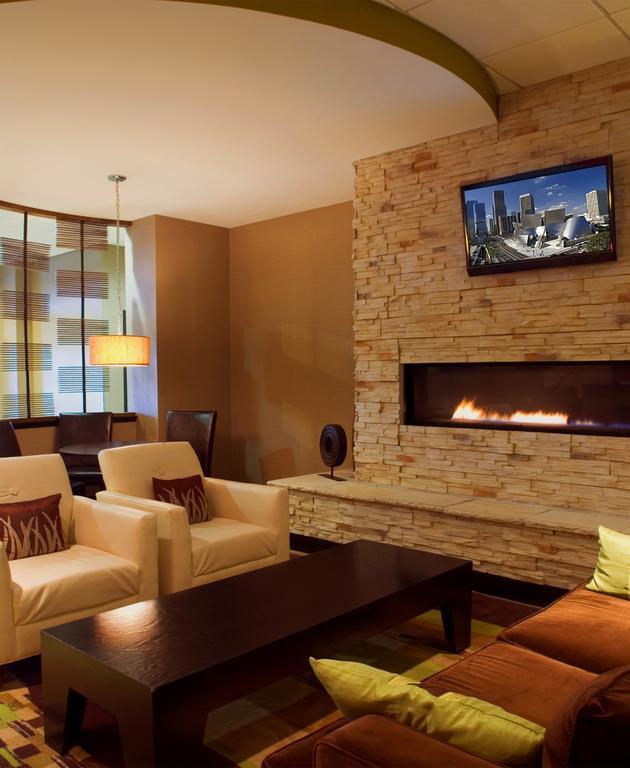 Holiday Inn Olathe Medical Center Bagian luar foto